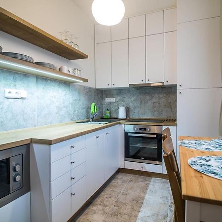 Apartman V Bytovem Dome Turnov Apartment Luaran gambar
