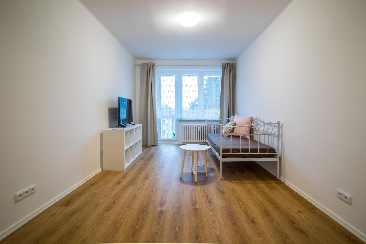 Apartman V Bytovem Dome Turnov Apartment Luaran gambar
