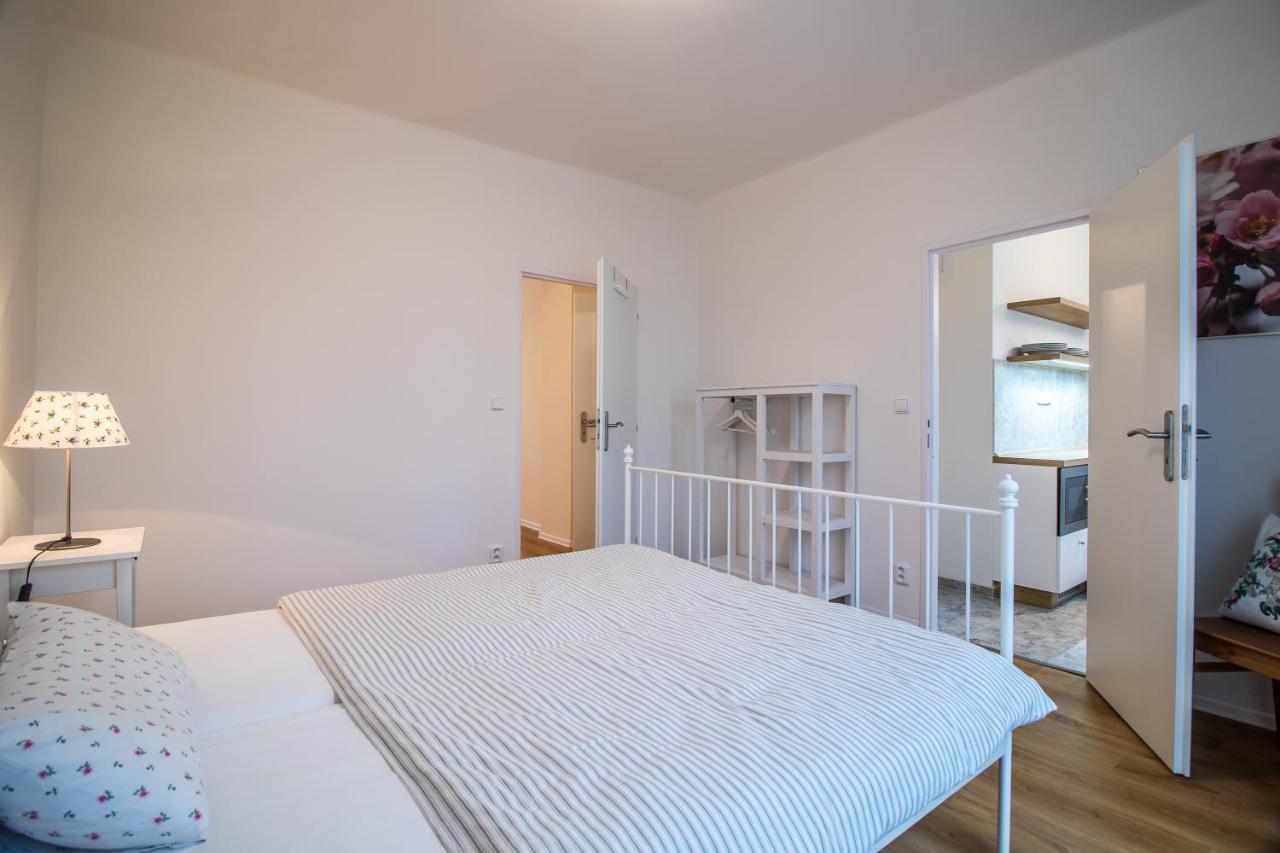 Apartman V Bytovem Dome Turnov Apartment Luaran gambar